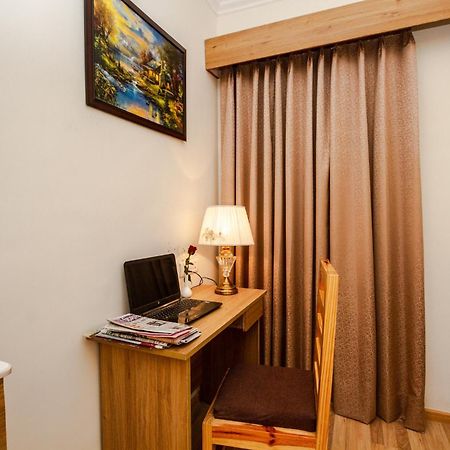 Anand Vardhan Resorts Manāli Стая снимка