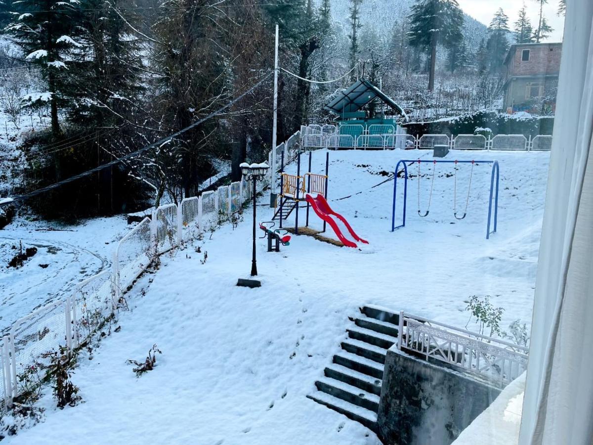 Anand Vardhan Resorts Manāli Екстериор снимка